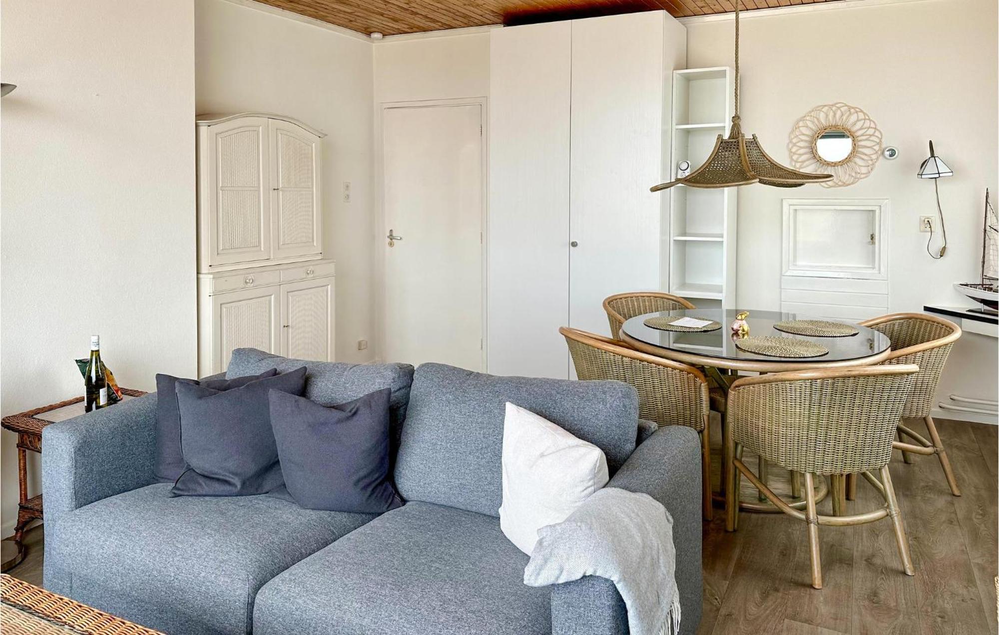 Zwaluwnest Vila Bergen aan Zee Exterior foto