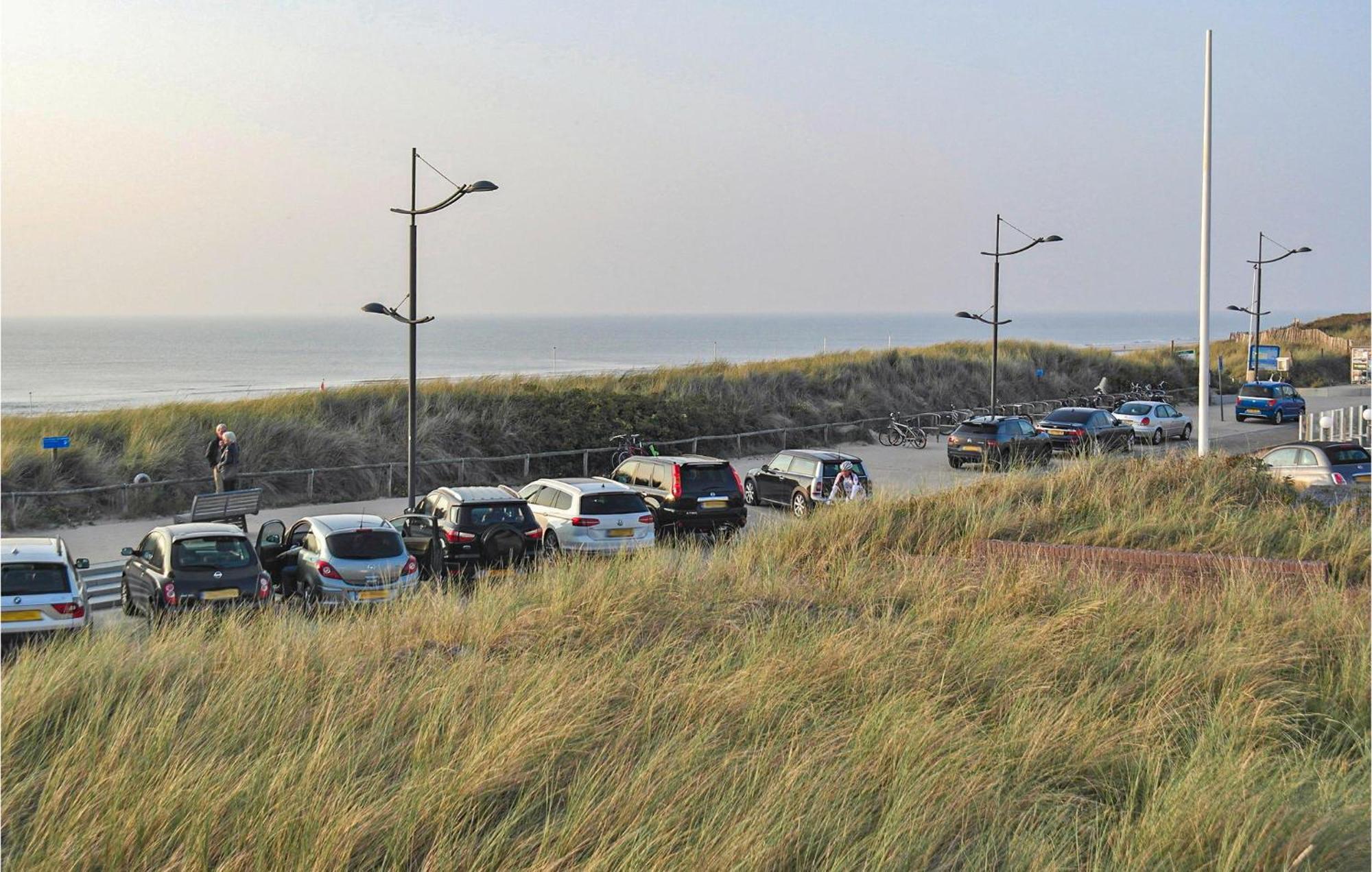 Zwaluwnest Vila Bergen aan Zee Exterior foto